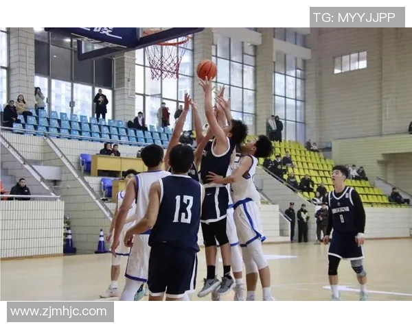 重庆篮球队选拔赛表现分析:意识与团队配合的关键因素探讨 重庆篮球队选拔赛表现分析:意识与团队配合的关键因素探讨