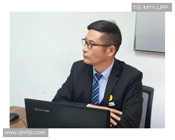 对话羽毛球女将周芳:回顾她的辉煌生涯与未来展望 对话羽毛球女将周芳:回顾她的辉煌生涯与未来展望