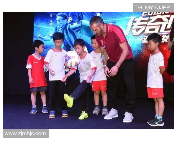 欧洲传奇足球巨星汇聚名单揭晓引发球迷热议 欧洲传奇足球巨星汇聚名单揭晓引发球迷热议