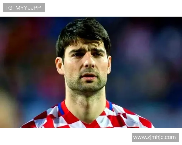 被遗忘的绿茵传奇无人问津的足球明星背后的故事与成就 被遗忘的绿茵传奇无人问津的足球明星背后的故事与成就